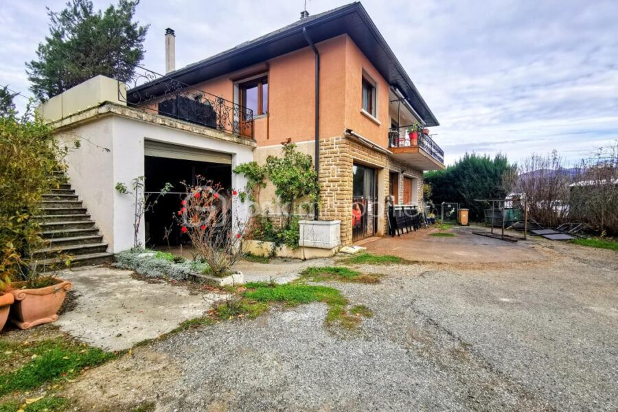 Maison à vendre à La mure
