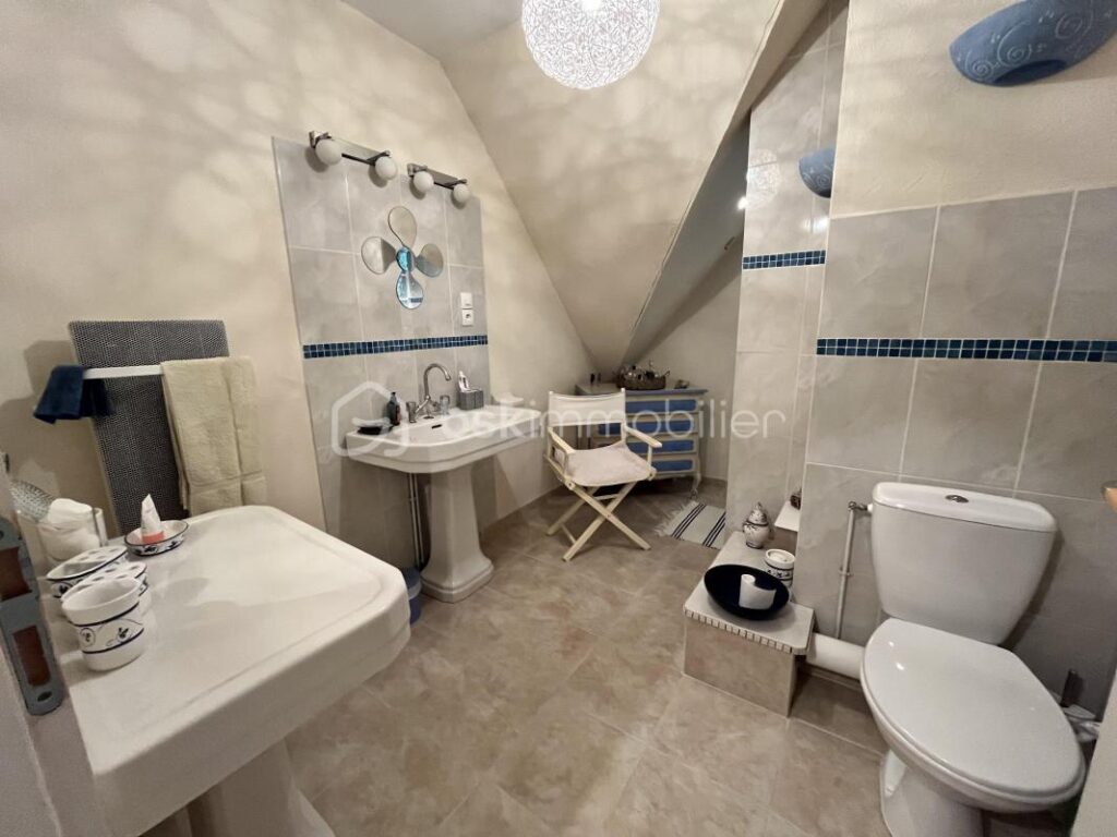 Magnifique maison de caractère sur son splendide parc arboré – 9 pièces – 6 chambres – 258 m²