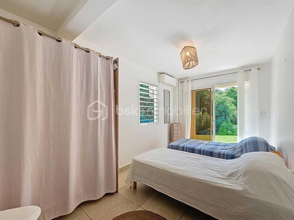 Villa T3 avec vue mer, piscine Saint François – 3 pièces – 2 chambres – 88 m²