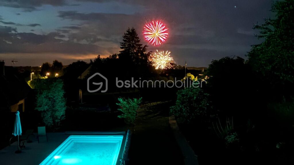 Maison Principale + Gîtes avec Spa et Piscine – 9 pièces – 4 chambres – 236 m²