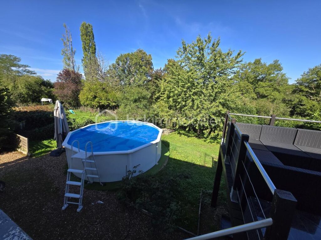 Magnifique Pavillon sur rez-de-jardin de 77 m² à La Machine – 4 pièces – 3 chambres – 77 m²