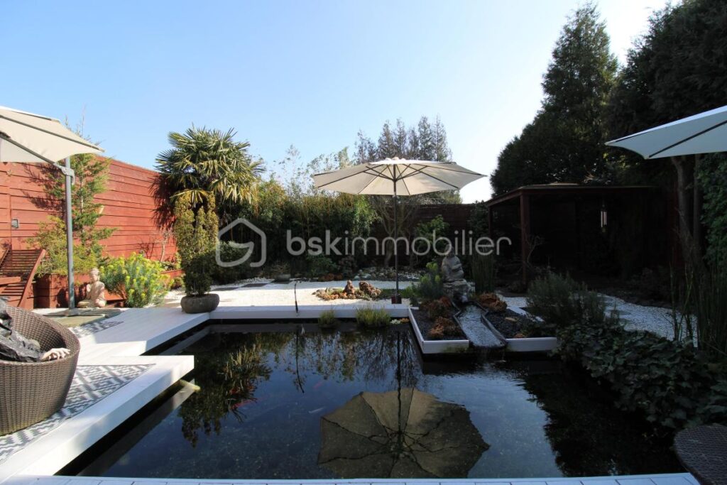 Maison 205 m2 5 ch – 7 pièces – 5 chambres – 205 m²