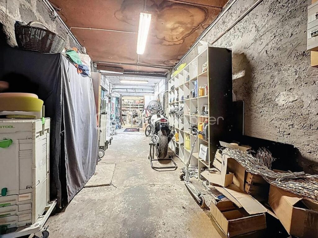 Maison familiale de charme 155m² au cœur de Sassenage, en bordure du Furon – 7 pièces – 4 chambres – 155 m²