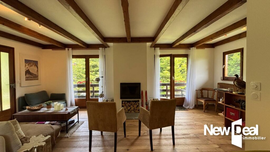 CHALET 3 PIECES – 2 Chambres + MAZOT – LES BOSSONS – CHAMONIX MONT BLANC – 3 pièces – 2 chambres – 65 m²