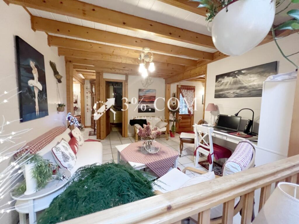 Chalet de Caractére + 5000 M2 Terrain Saint Maurice sur M – 9 pièces – 4 chambres – 147 m²
