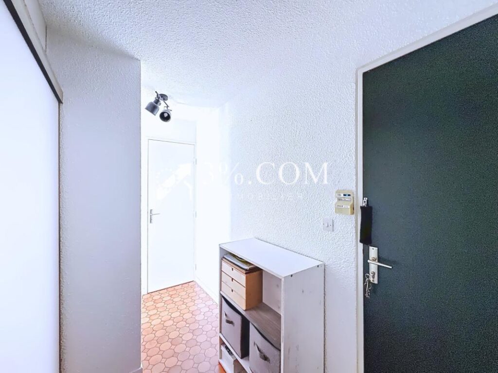 Appartement 2 pièces de 35.29 m2 avec place de parking, loca – 2 pièces – 1 chambre – 35 m²