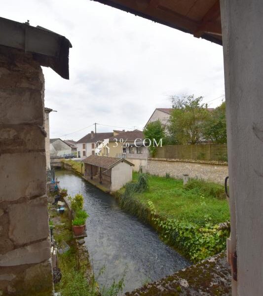 Maison à vendre à Maxey sur vaise