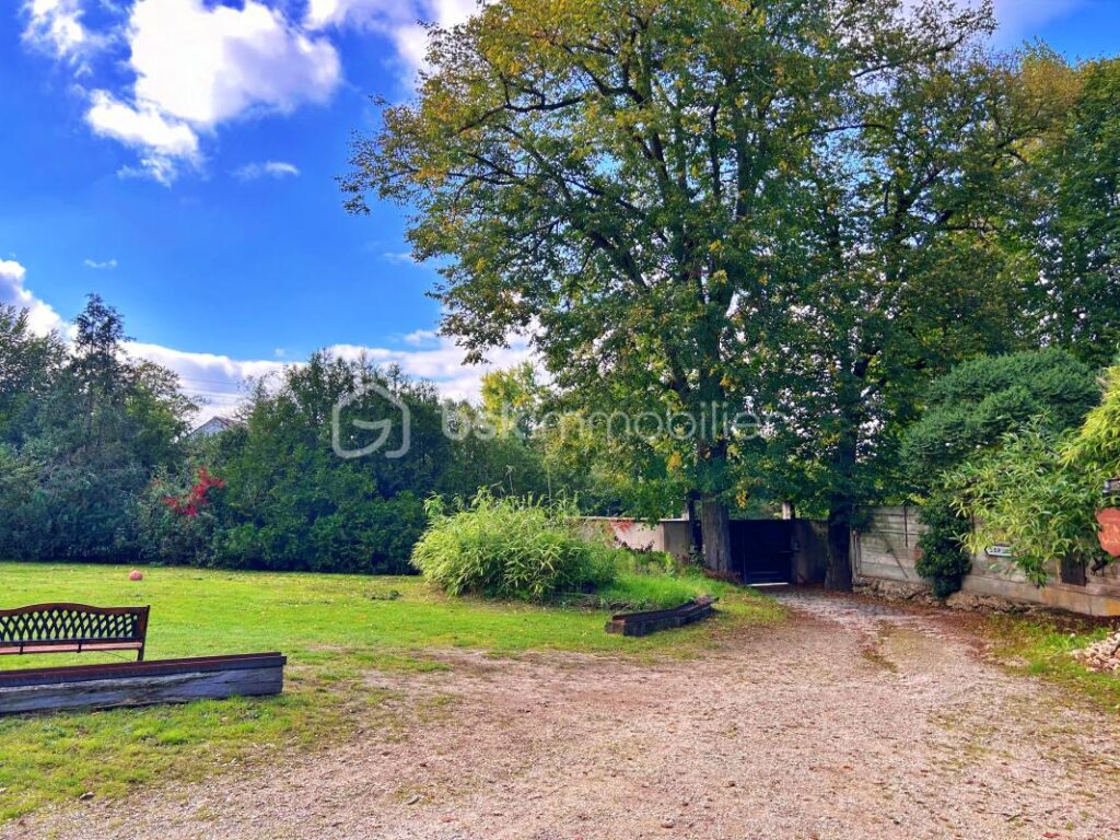 ✨ Élégance et charme à la campagne – Maison de caractère de 1895 avec dépendances aménagées ✨ – 6 pièces – 3 chambres – 160 m²