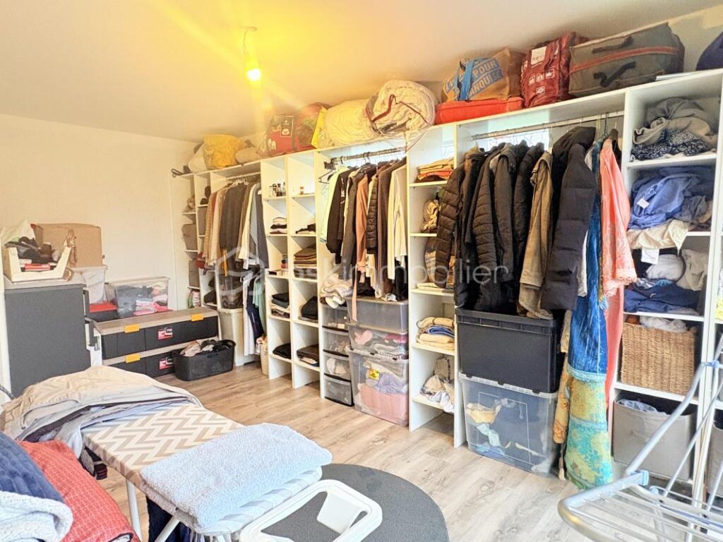 Maison familiale semi plain pied 148 m2 Libercourt – 7 pièces – 5 chambres – 147 m²