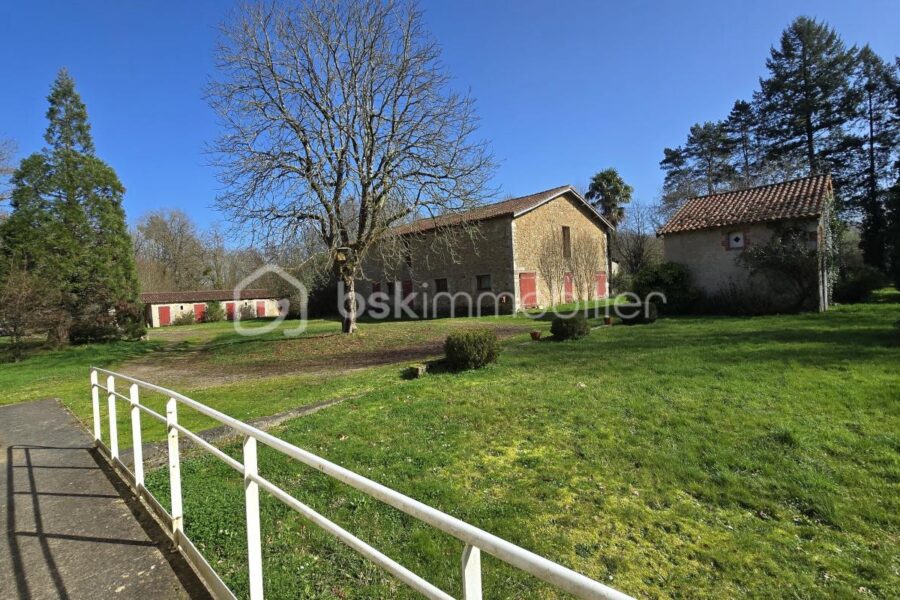 Maison à vendre à Le vigeant