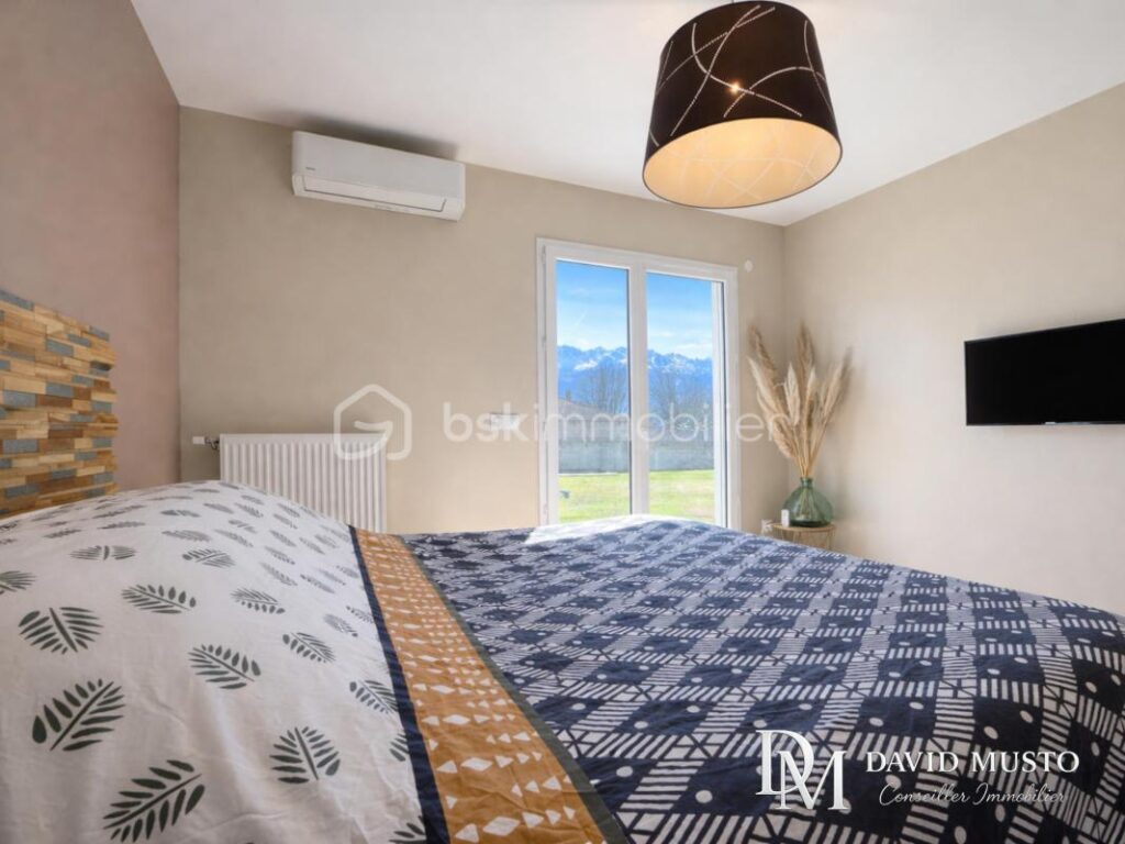 Maison Plain-Pied Lumbin – 5 pièces – 3 chambres – 108 m²