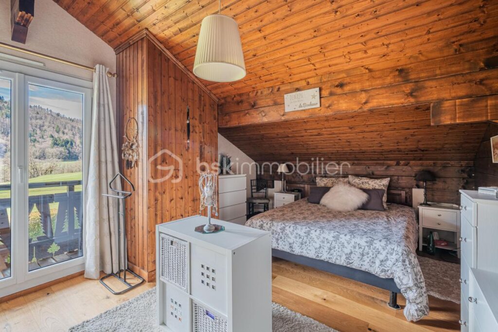 Chalet avec piscine et espace bien-être – Mieussy – 5 pièces – 4 chambres – 158 m²