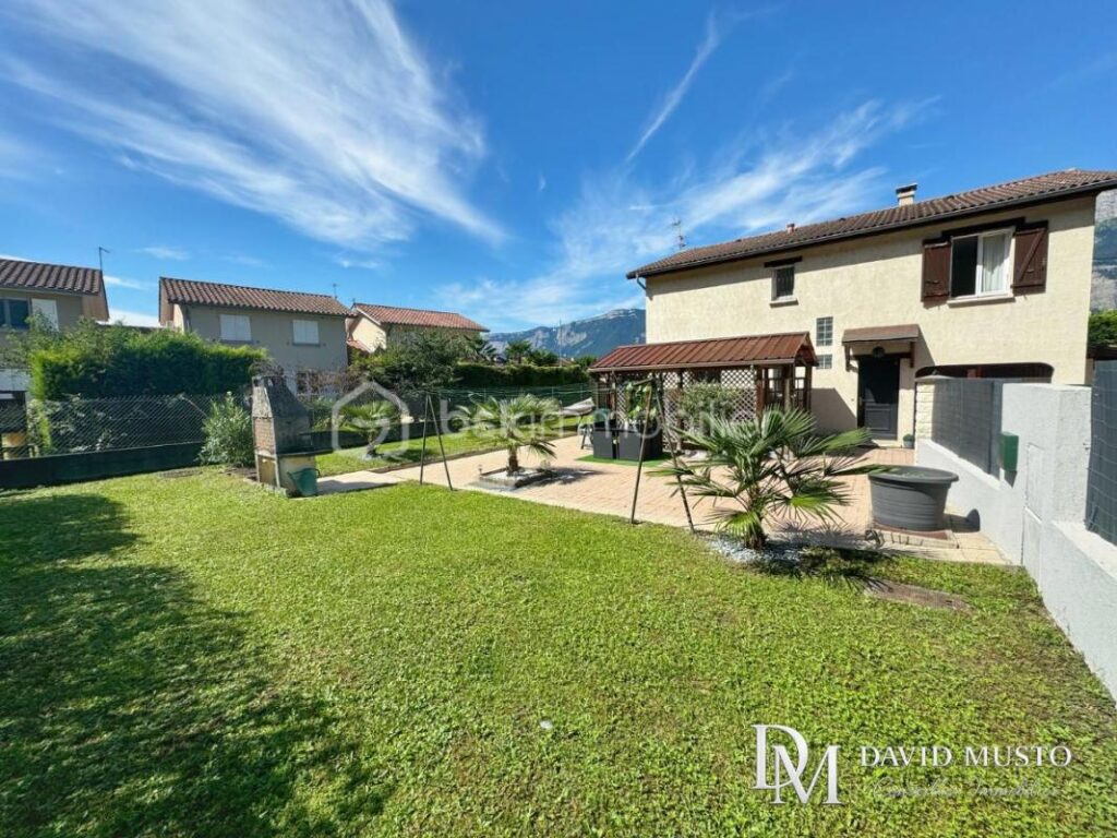 Maison à fort potentiel – 5 pièces – 3 chambres – 108 m²