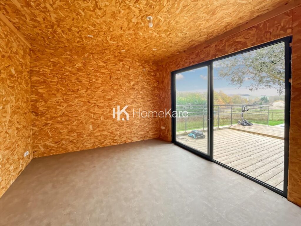 TRANQUILITÉ ASSURÉE ! – 6 pièces – 5 chambres – 130 m²