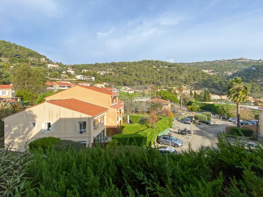 Appartement – 4 pièces – 3 chambres – 87 m²