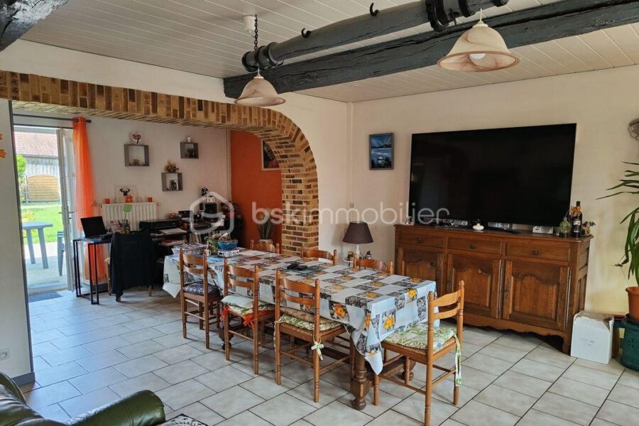 Maison à vendre à Neauphe sous essai