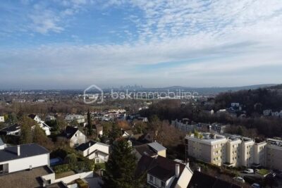 Marly-le-Roi – Spacieuse maison familiale avec vue dégagée sur Paris – 7 pièces – 4 chambres – 152 m²