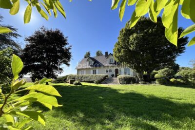 Magnifique maison de caractère sur son splendide parc arboré – 9 pièces – 6 chambres – 258 m²