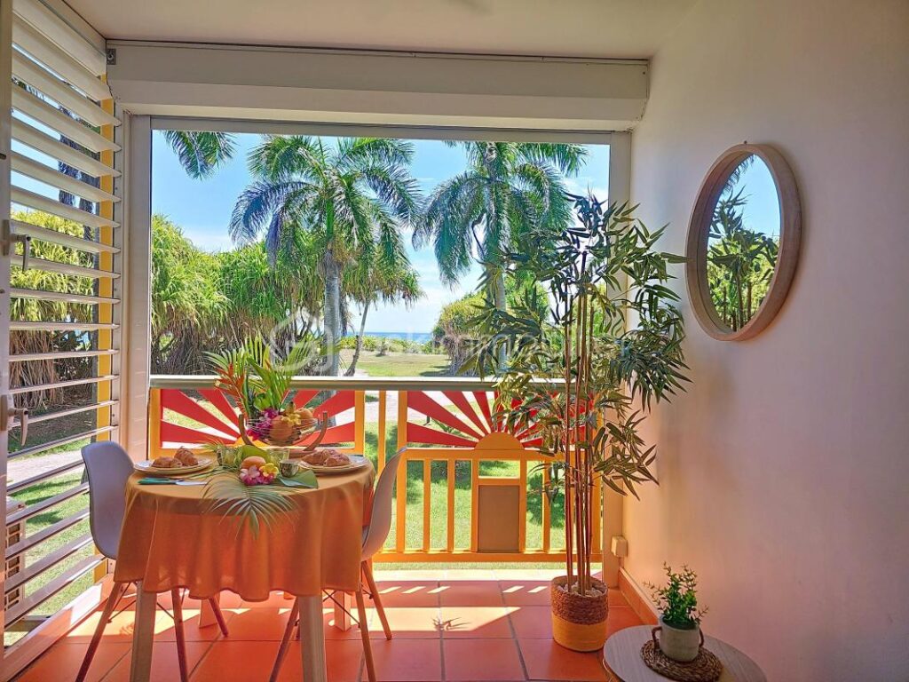 Splendide studio vue mer Anse des Rochers – 1 pièce – 1 chambre – 20 m²