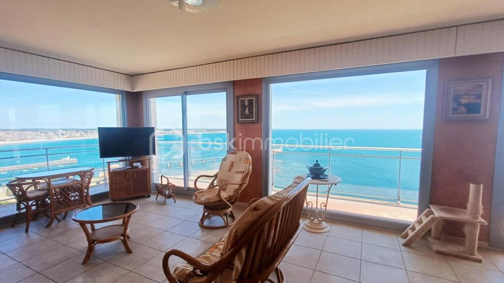 Vue imprenable depuis le dernier étage – 3 pièces – 2 chambres – 72 m²