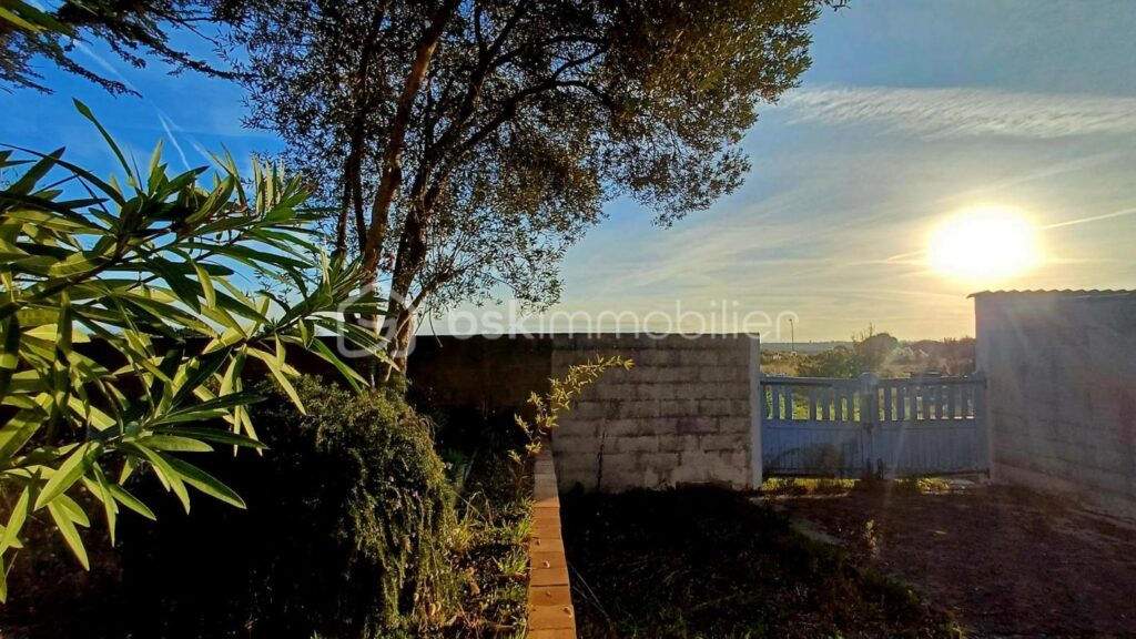 A VENDRE- Charmante maison avec vue dégagée sur la nature – 5 pièces – 3 chambres – 85 m²