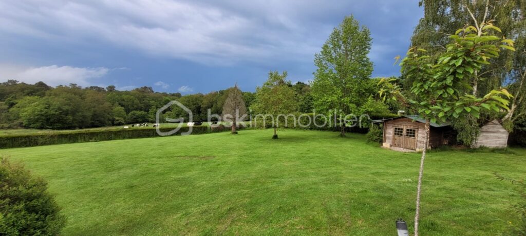 Très beau terrain à St Thurial – NR pièces – NR chambres – 808 m²