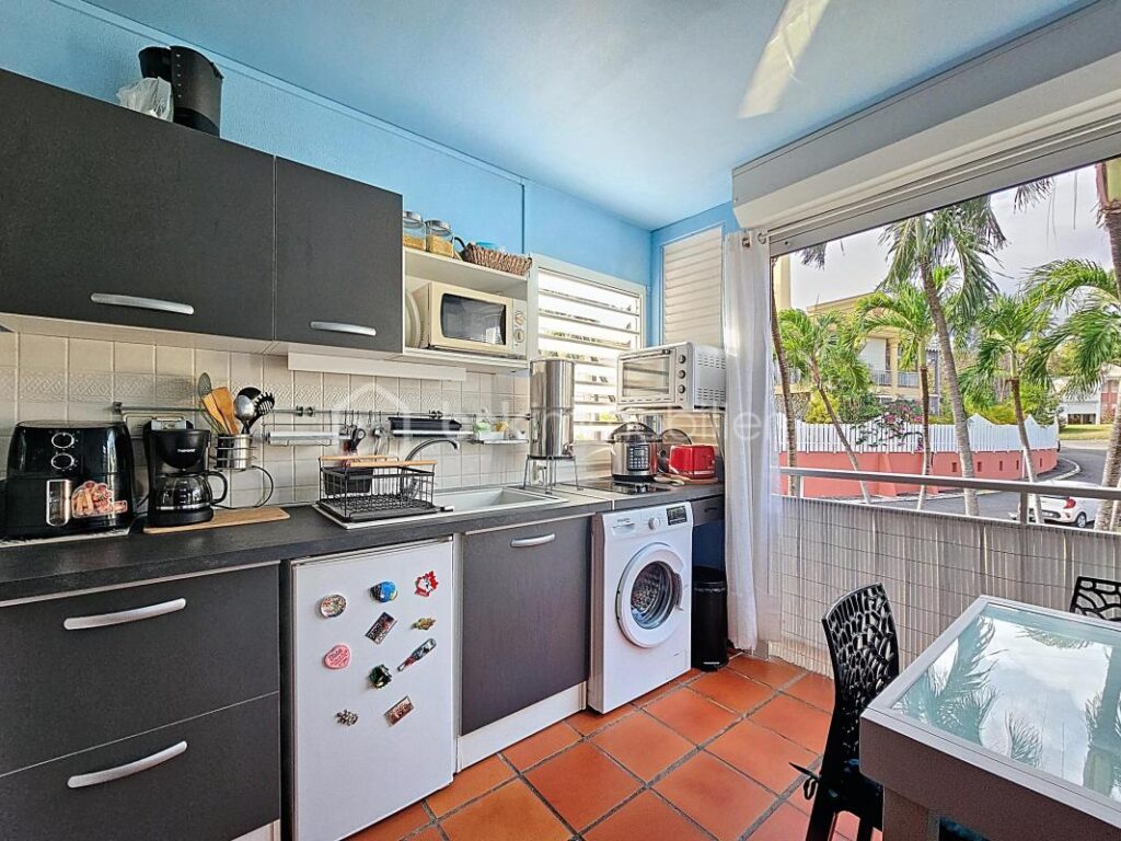 Grand studio 34 m2 Anse des Rochers plage piscine et citerne – 1 pièce – 1 chambre – 24 m²