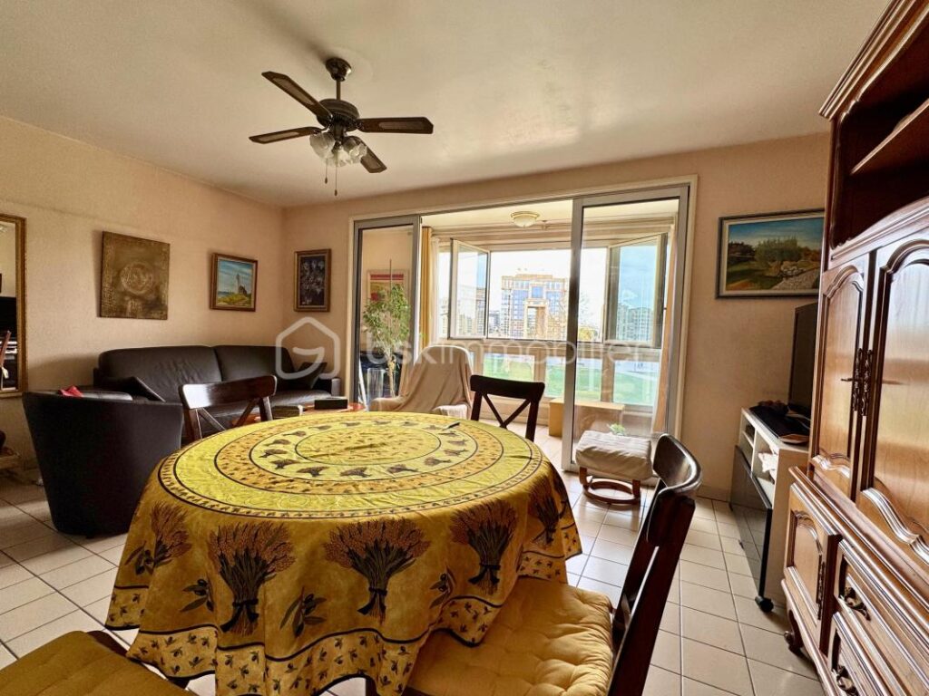 Montpellier – Place de l’Europe – 3 pièces – 2 chambres – 66 m²