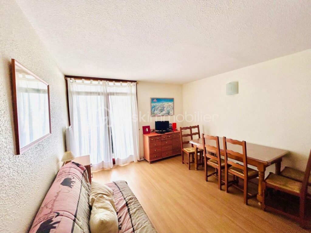 Studio 27m² + Balcon avec annexe aménagée – 1 pièce – NR chambres – 27 m²