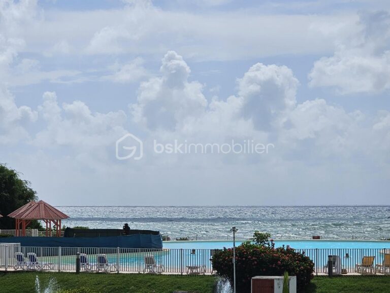 Anse des Rochers T3 59 m2 avec terrasse vue mer – 3 pièces – 2 chambres – 59 m²