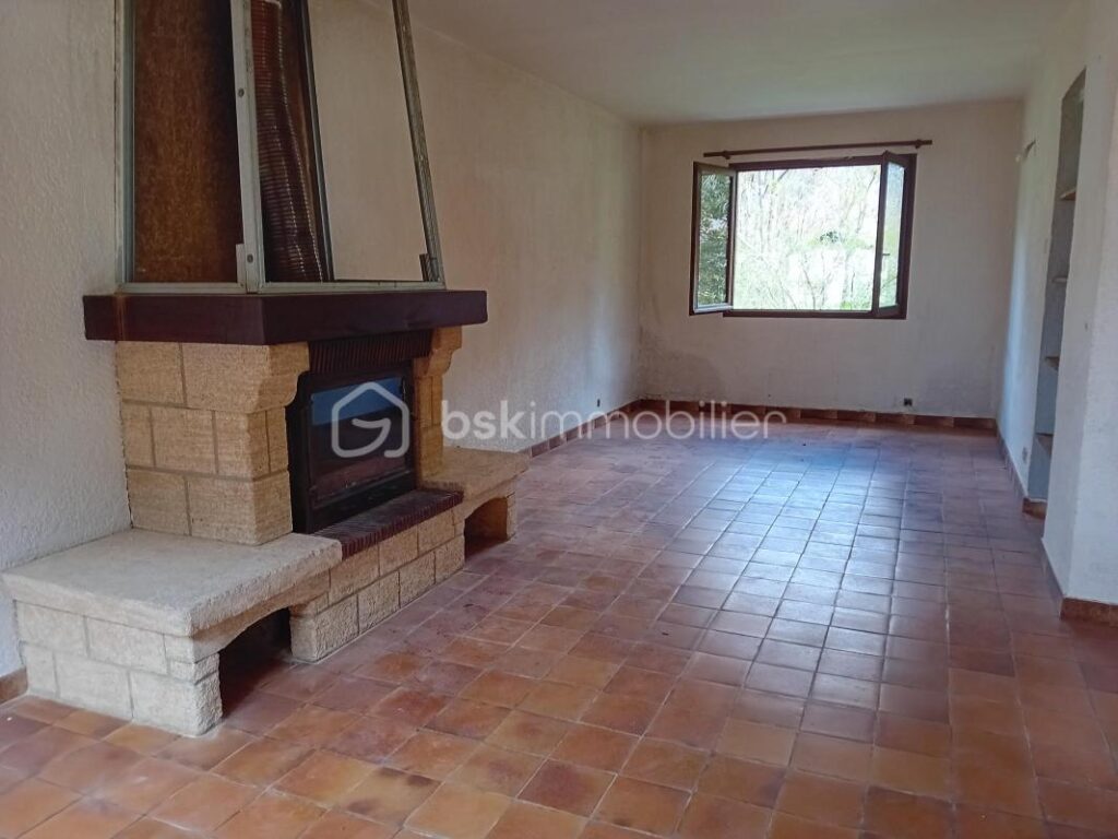 Maison au cœur des Pyrénées – 6 pièces – 4 chambres – 110 m²