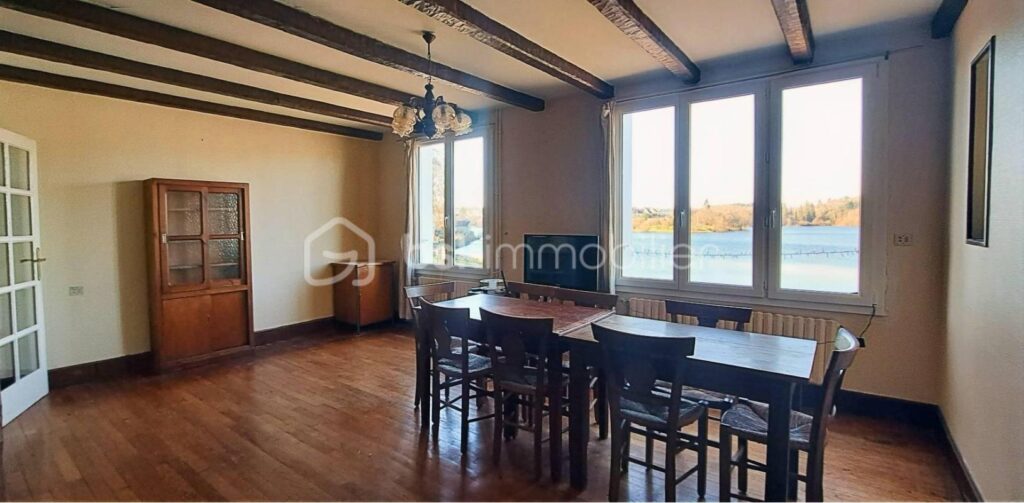 Les Trois Sœurs – 9 pièces – 5 chambres – 135 m²