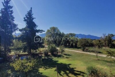 A VENDRE MAISON ECOLOGIQUE 4 FACES DE 100M² SUR TERRAIN AGRICOLE BIO DE 17843M² A ORTAFFA – HORS LOTISSEMENT – TROIS CHAMBRES – VUE SUR LES ALBERES – DEPENDANCE DE 40M² – 4 pièces – 3 chambres – 100 m²