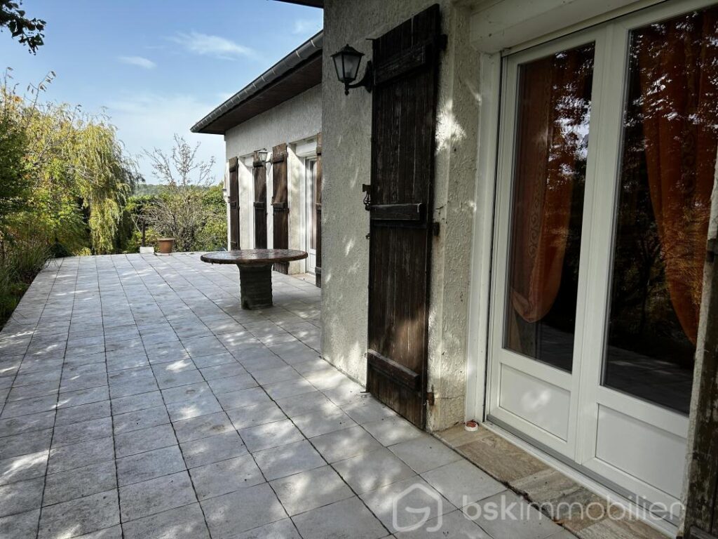 MAISON PLAIN PIED – 3 CHAMBRES – GARAGE – 4 pièces – 3 chambres – 103 m²