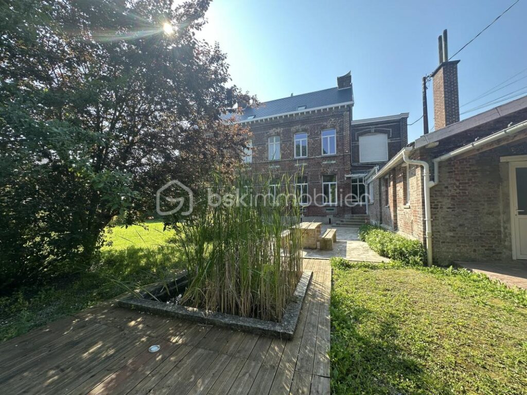 Maison de Maître 6 Chambres, parc arboré – 12 pièces – 5 chambres – 330 m²