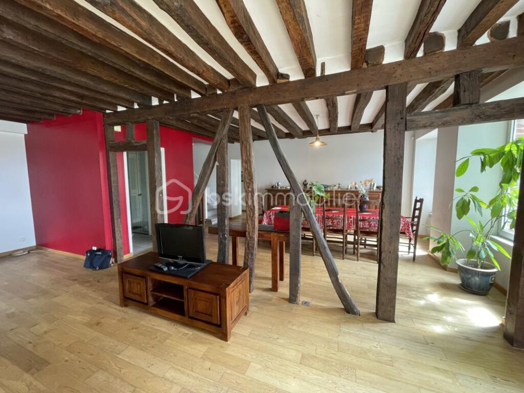 Maison de Maître en bord de Seine – 8 pièces – 5 chambres – 210 m²