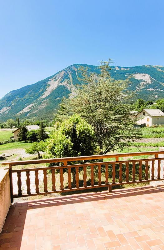 EXCLUSIVITÉ : Grande Bâtisse à Thorame Haute – 11 pièces – NR chambres – 445 m²