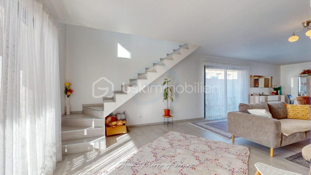 maison contemporaine Clermont l’hérault – 4 pièces – 3 chambres – 137 m²