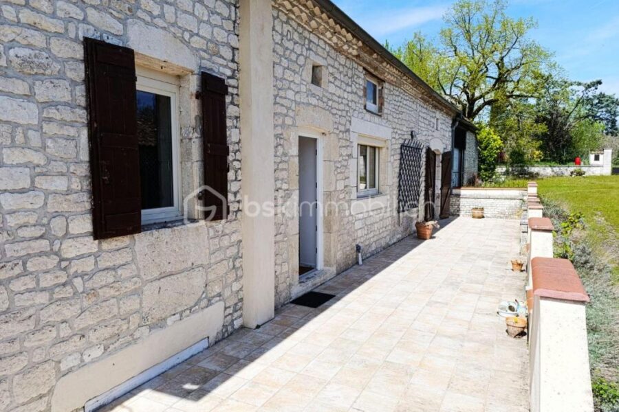 Maison à vendre à Montaigu de quercy