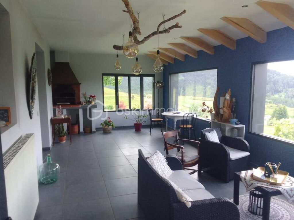 Magnifique Maison sur les monts d’Ardeche – 4 pièces – 3 chambres – 151 m²