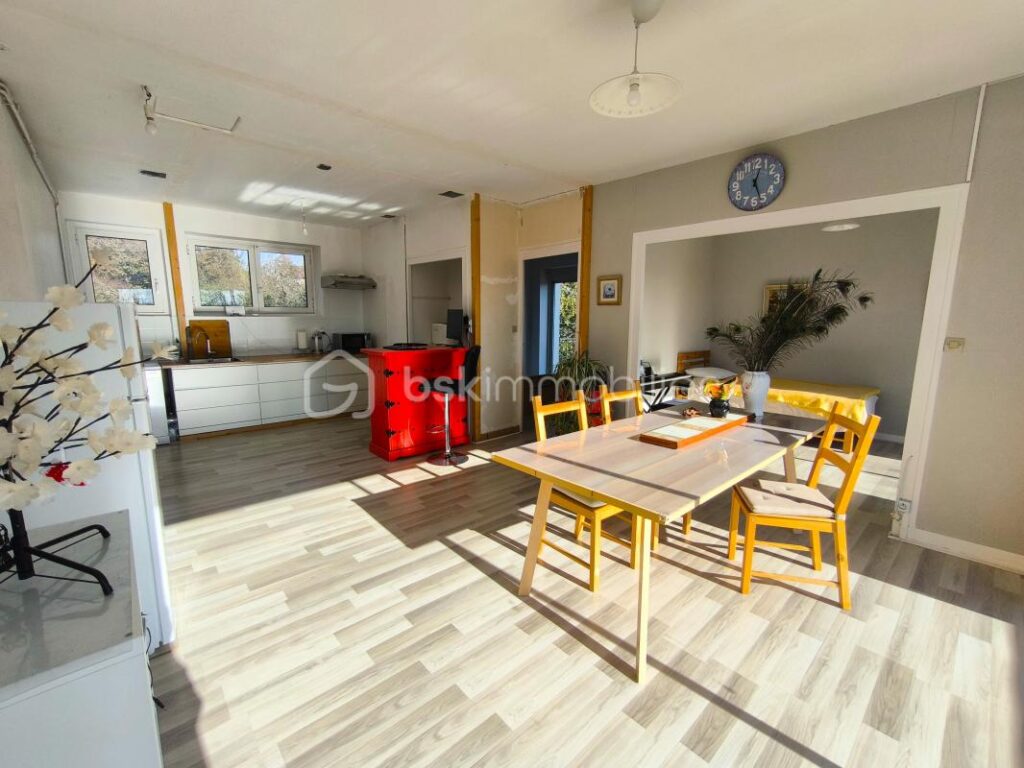 Charme et rentabilité : un bien, deux opportunités – 7 pièces – 4 chambres – 200 m²