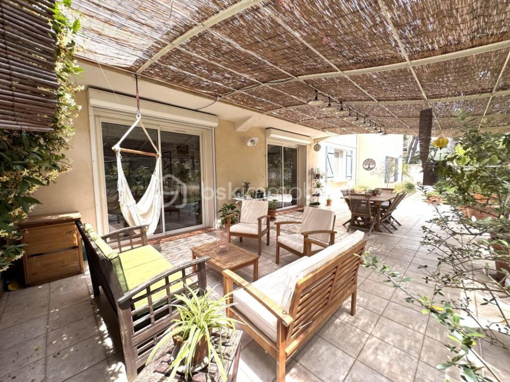 Istres, Appartement de 127m2 avec Jardin – 5 pièces – 4 chambres – 127 m²