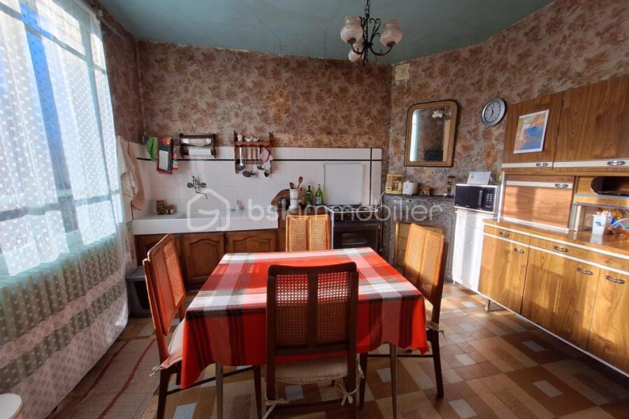 Maison à vendre à Ambrieres les vallees