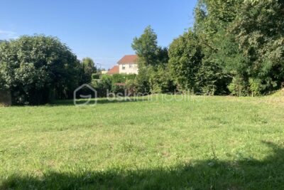 Terrain libre constructeur de 956m² au coeur de AIX-LES-BAINS – NR pièces – NR chambres – 956 m²