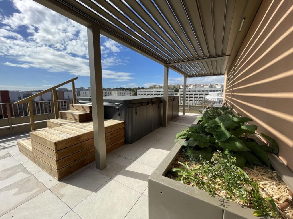 T5 – 129.8m ² – 5 pièces – 4 chambres – 129 m²