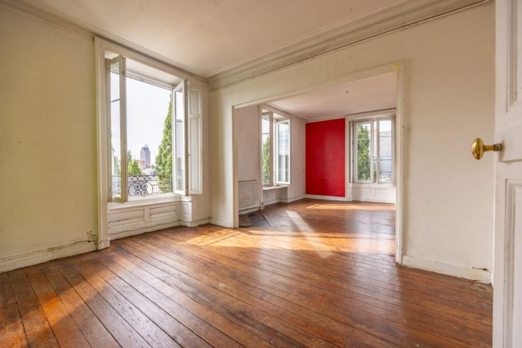 T3 de 75m2 à rénover – 3 pièces – 2 chambres – 75 m²
