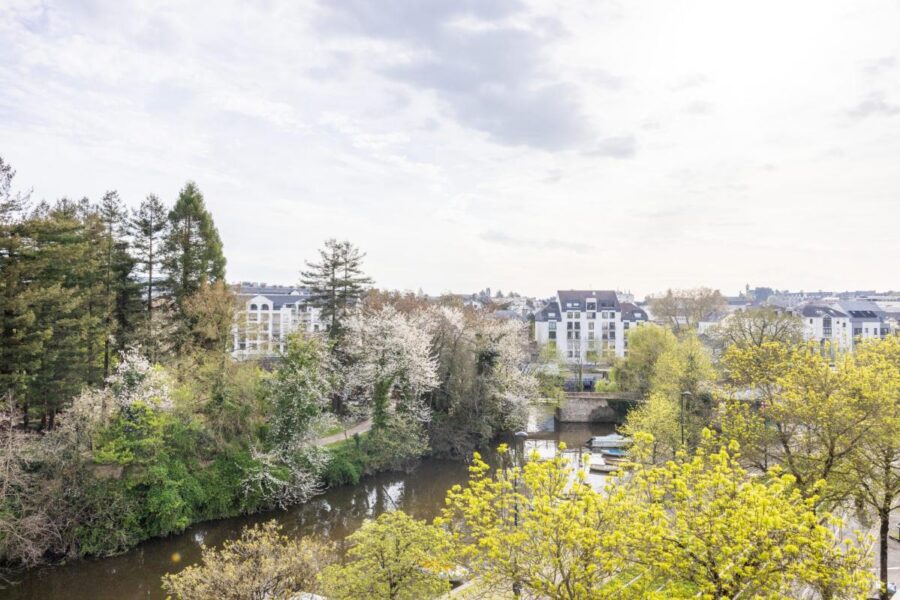 Appartement à vendre à Nantes — Vue fleuve — photo 1