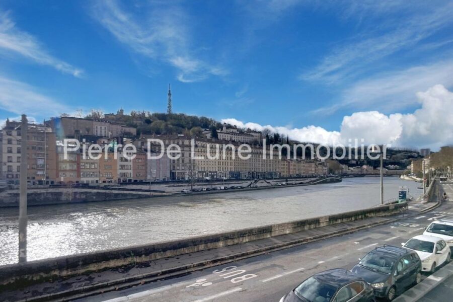 Appartement à vendre à Lyon — Vue fleuve — photo 1