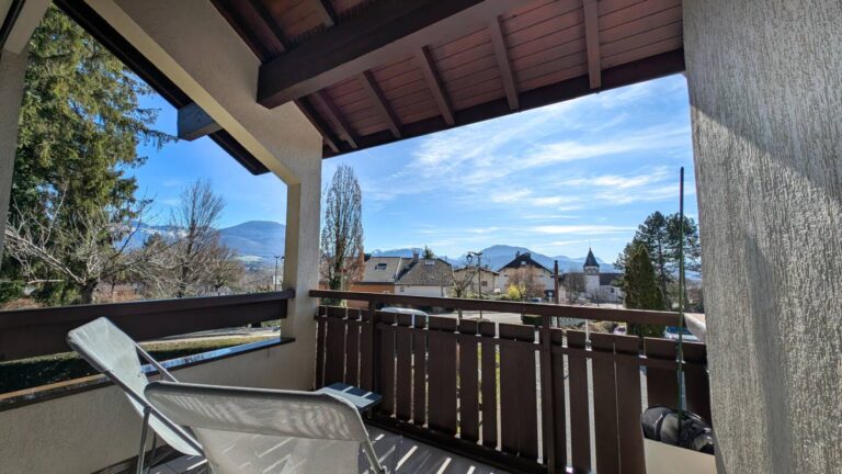 Appartement T4 au calme avec vue dégagée – 4 pièces – 3 chambres – 93 m²