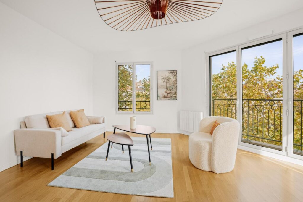 Superbe T3 avec vue dégagée sur le Boulevard de la Croix Rousse – 3 pièces – 2 chambres – 78 m²